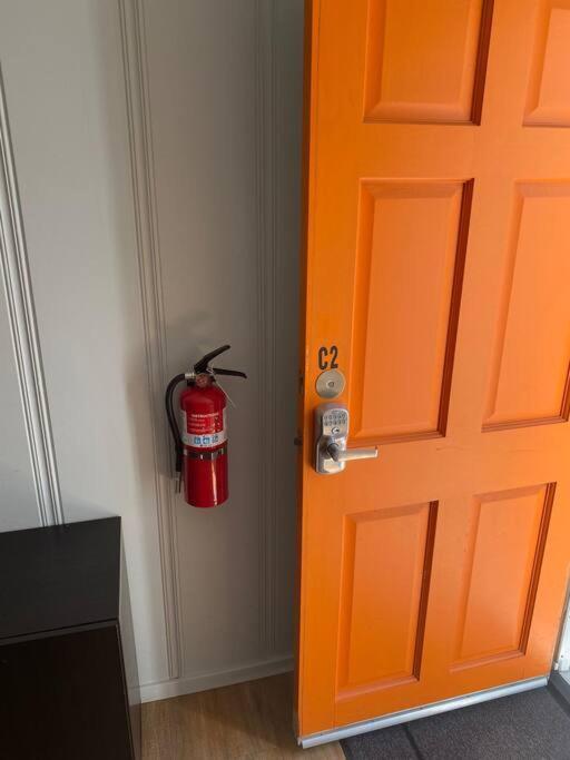 Newly Remodeled And Furnished Home Near Downtown Sfo South San Francisco Room photo