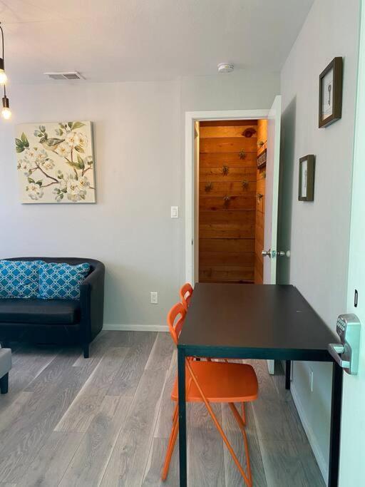 Newly Remodeled And Furnished Home Near Downtown Sfo South San Francisco Room photo